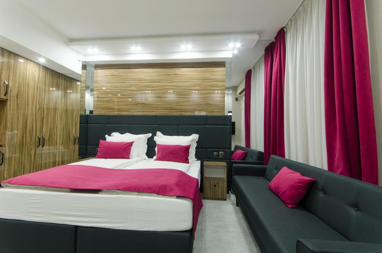 Ara Hotel Szkopje Kültér fotó
